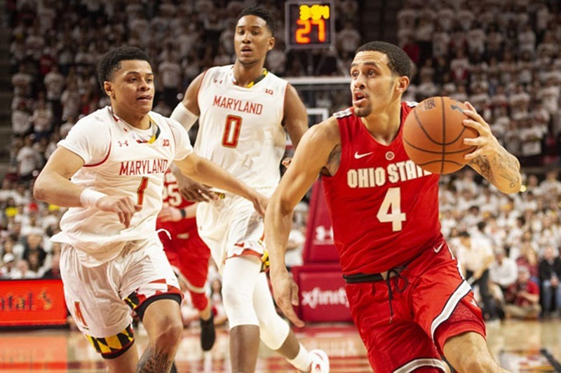 Bóng rổ sinh viên Mỹ (NCAA) sở hữu thể thức 2 hiệp đặc thù, mỗi hiệp kéo dài 20 phút.