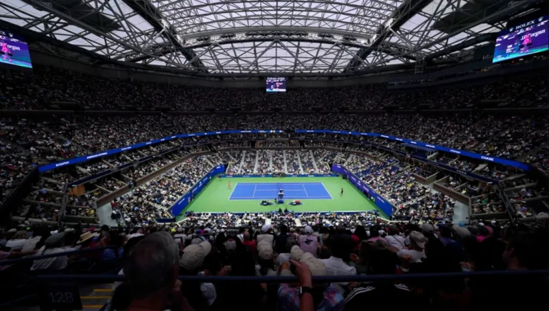 Mỗi mùa US Open góp phần thu hút du khách đến New York, kết hợp trải nghiệm thể thao, văn hóa và giải trí.