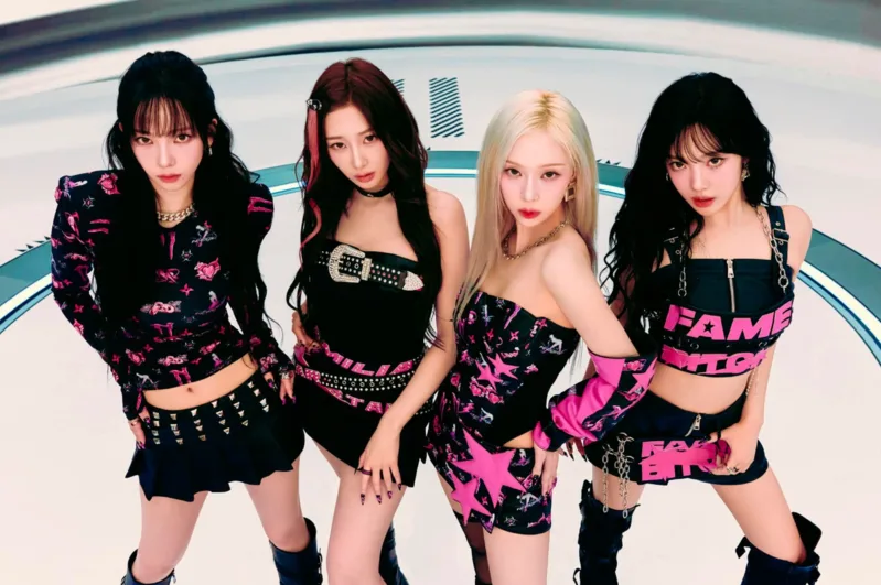 Nhóm nhạc Kpop tạo ảnh hưởng mạnh đến xu hướng thời trang, làm đẹp và phong cách sống của giới trẻ.