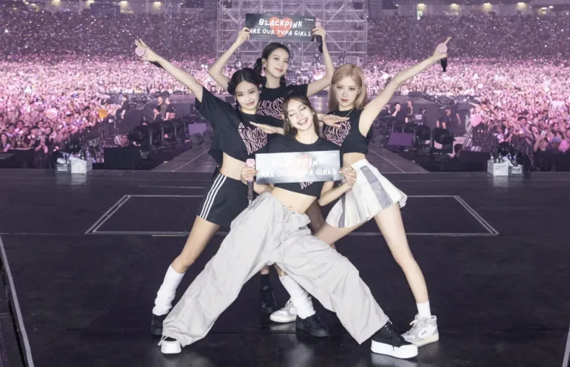 Người hâm mộ nên kiểm soát chi tiêu để sở thích Kpop không trở thành áp lực tài chính.